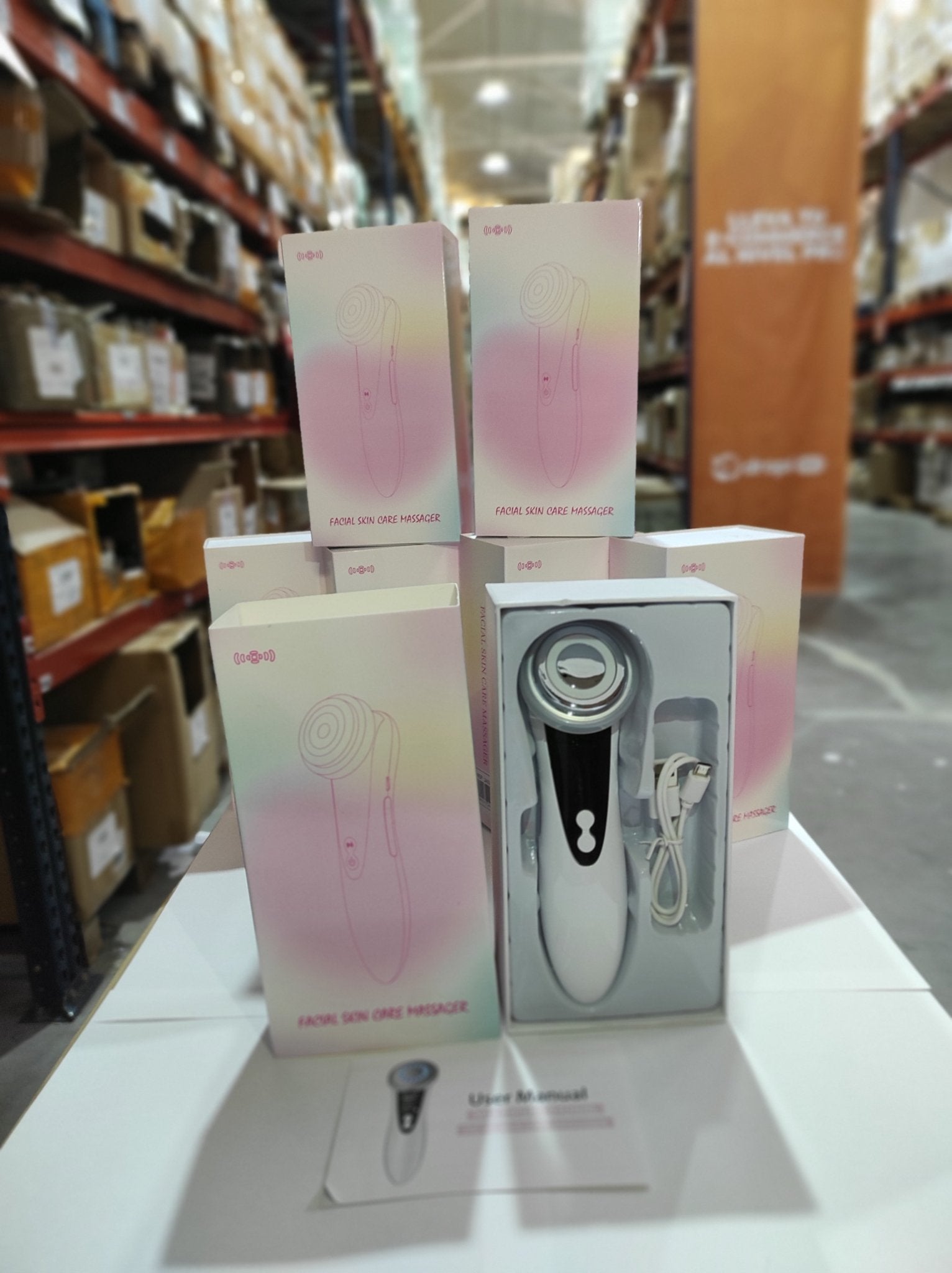 Masajeador facial con frío y calor antiarrugas blanco - additional image 3